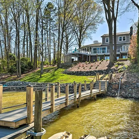Riviera Paradise With Private Dock! Home